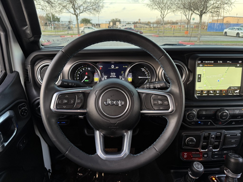 2023 Jeep Wrangler Image 18