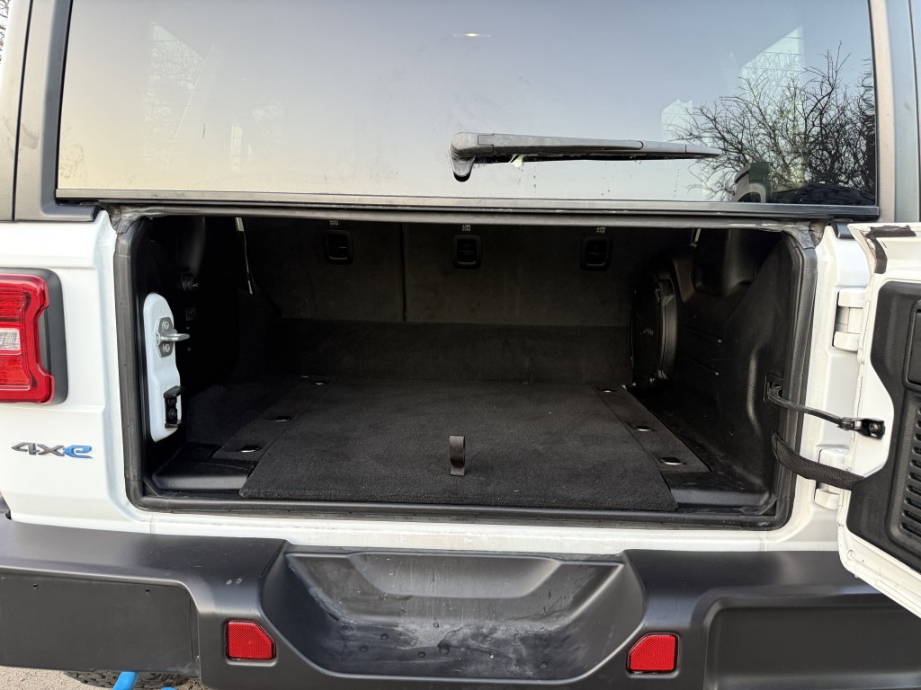 2023 Jeep Wrangler Image 36