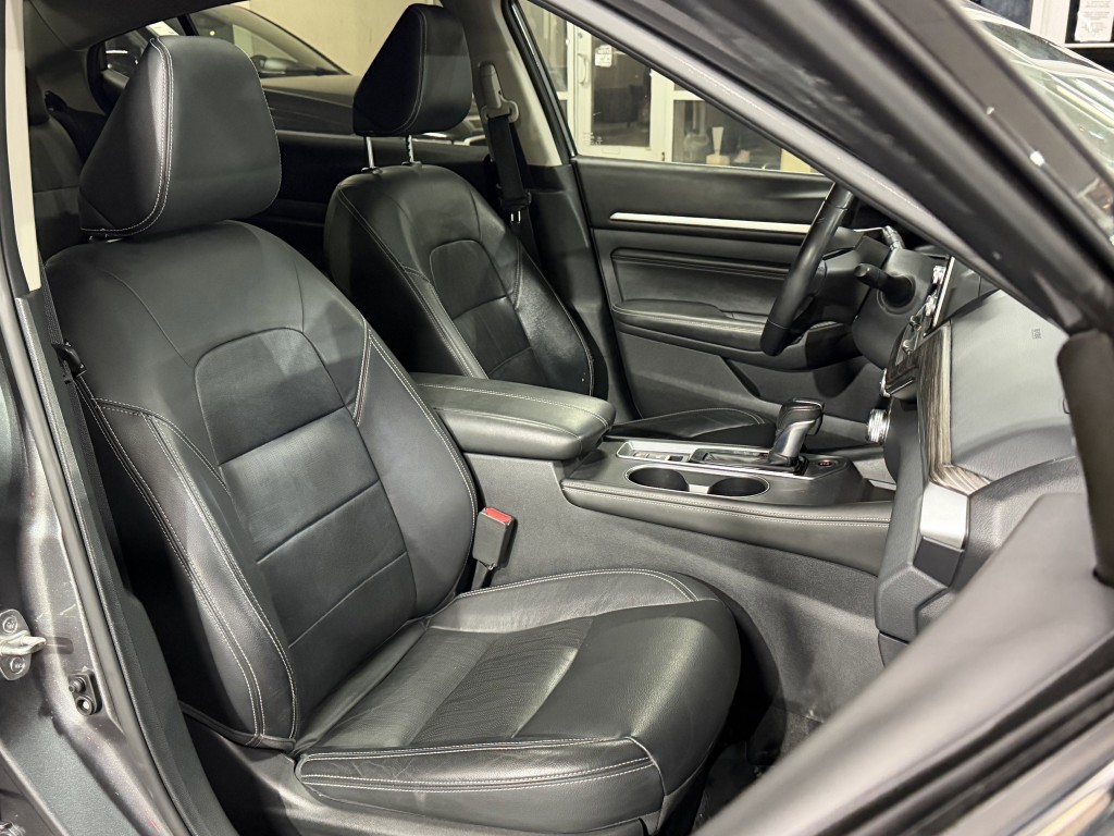 2019 Nissan Altima Image 27