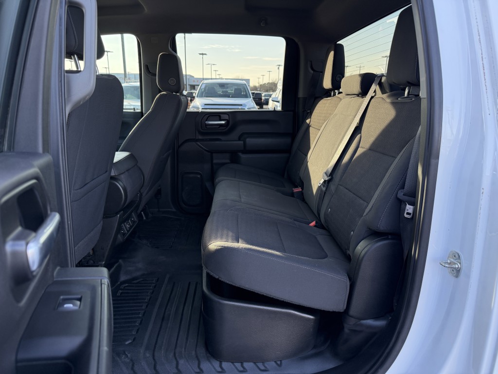 2022 Chevrolet Silverado 1500 Image 32