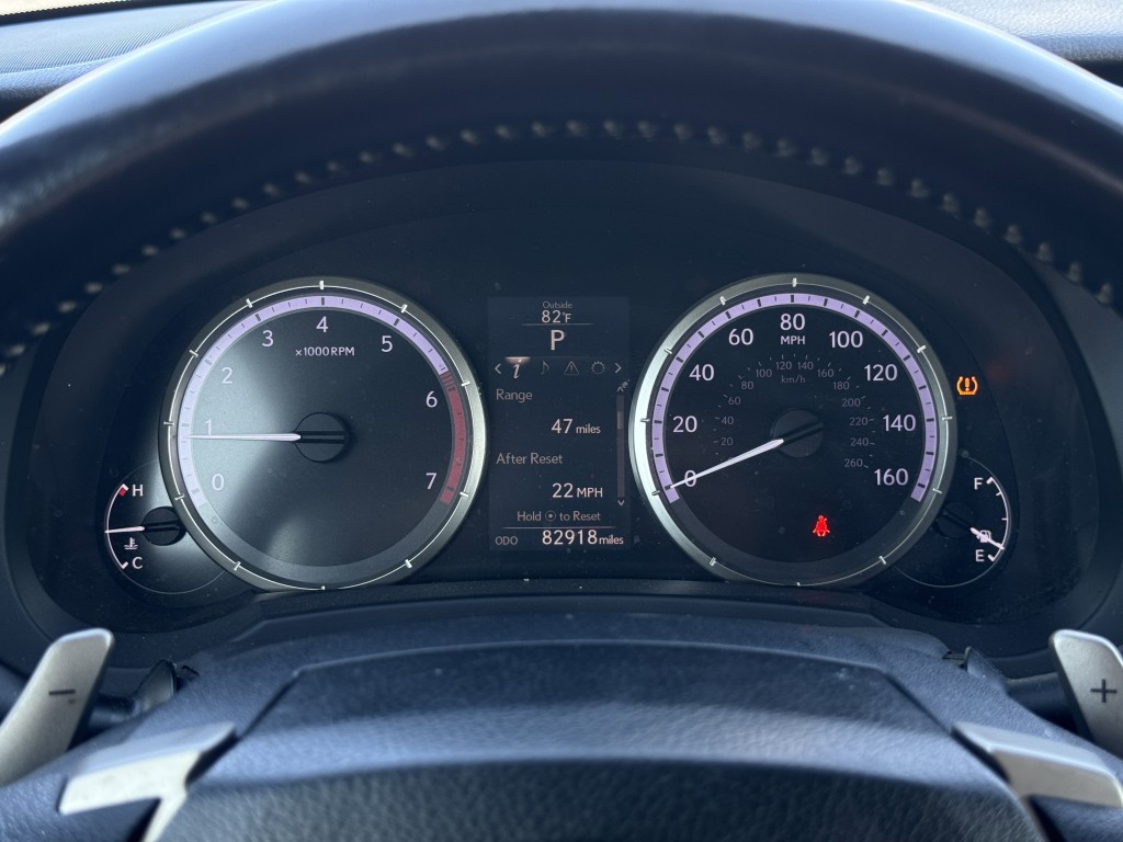 2017 Lexus RC Image 18