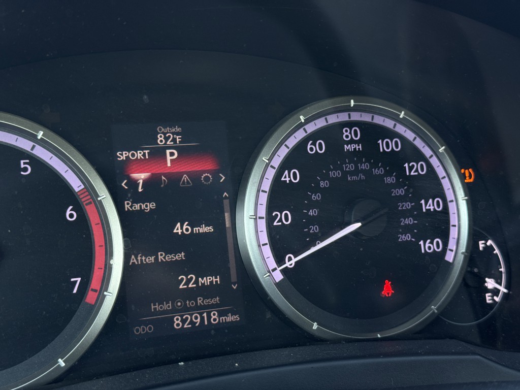 2017 Lexus RC Image 22