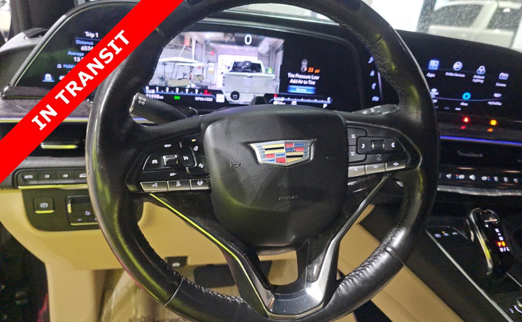 2022 Cadillac Escalade Image 8