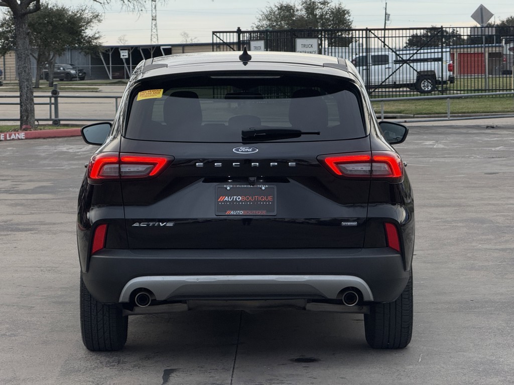 2023 Ford Escape Image 8