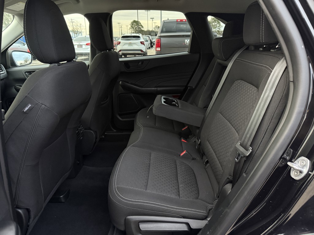 2023 Ford Escape Image 32