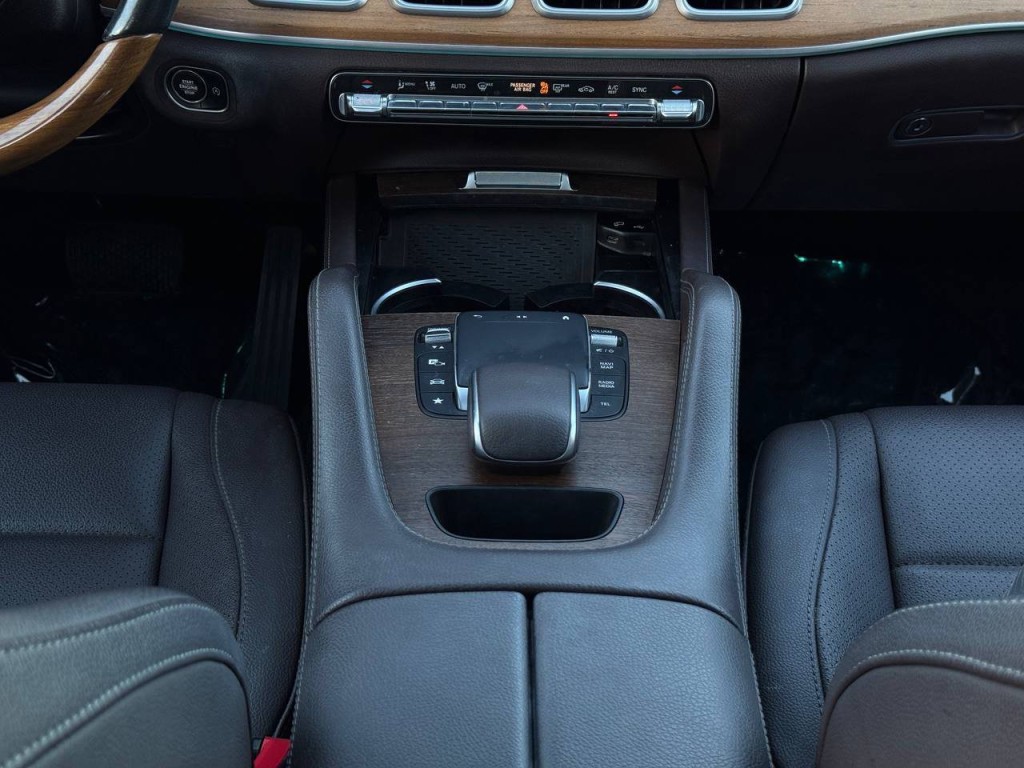 2021 Mercedes-Benz GLE-Class Image 26