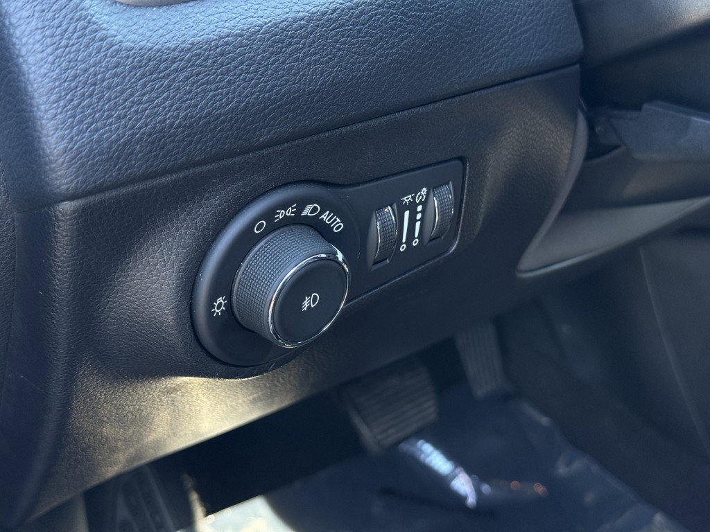 2020 Jeep Compass Image 24