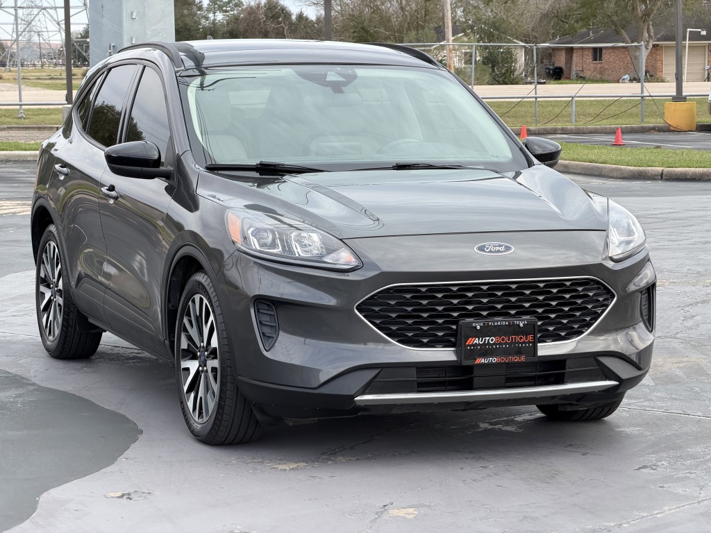 2020 Ford Escape Image 3