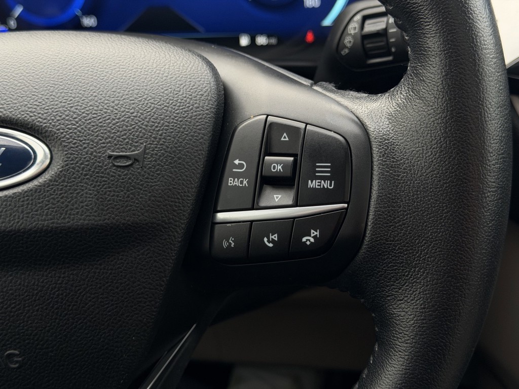 2020 Ford Escape Image 17