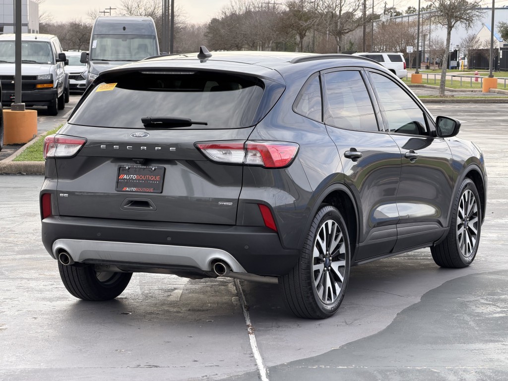 2020 Ford Escape Image 10