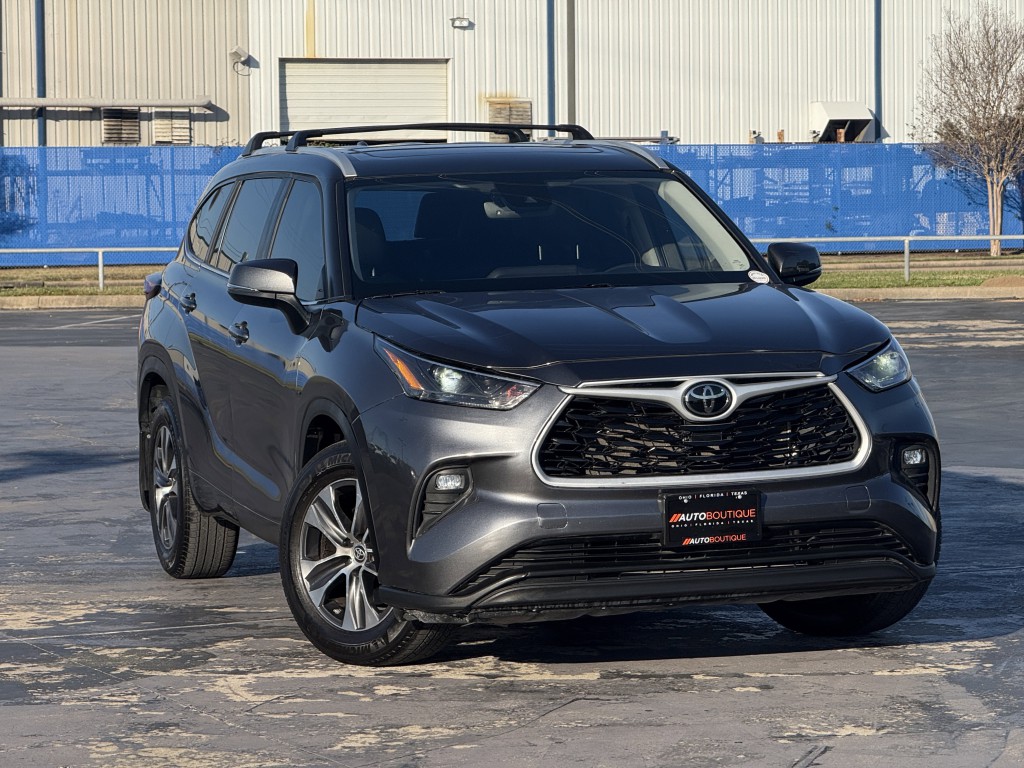 2024 Toyota Highlander Image 3