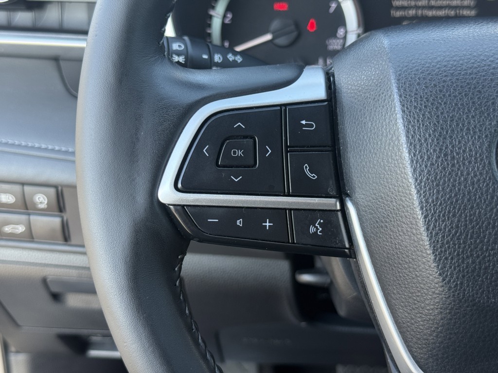 2024 Toyota Highlander Image 17