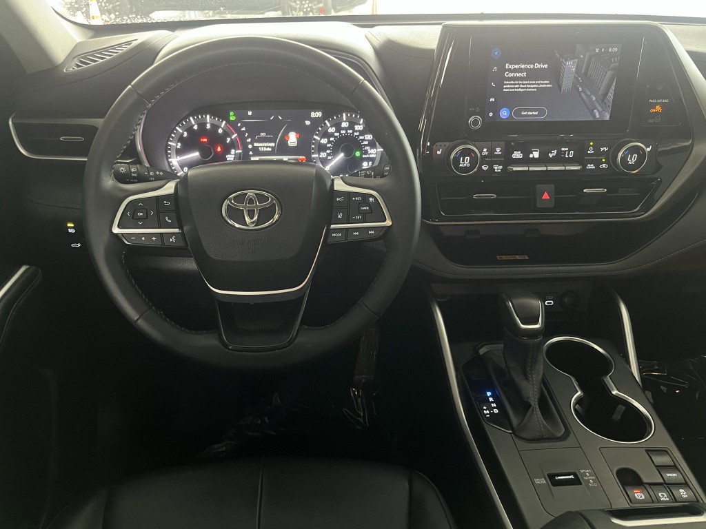 2024 Toyota Highlander Image 17