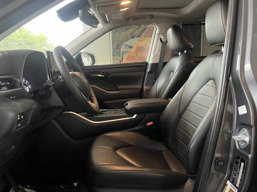 2024 Toyota Highlander Image 30