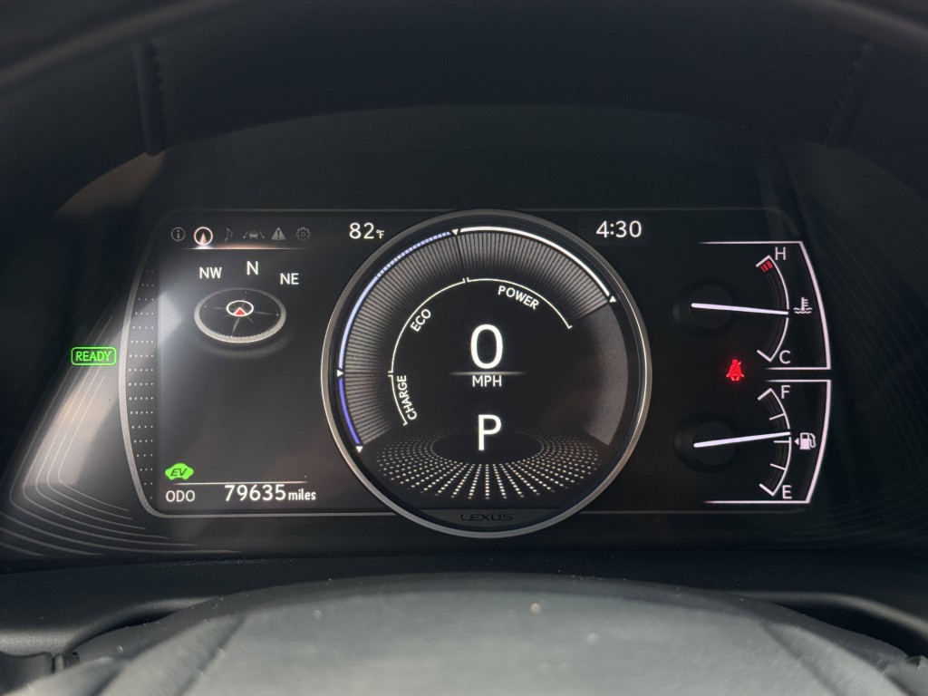 2020 Lexus ES Image 23