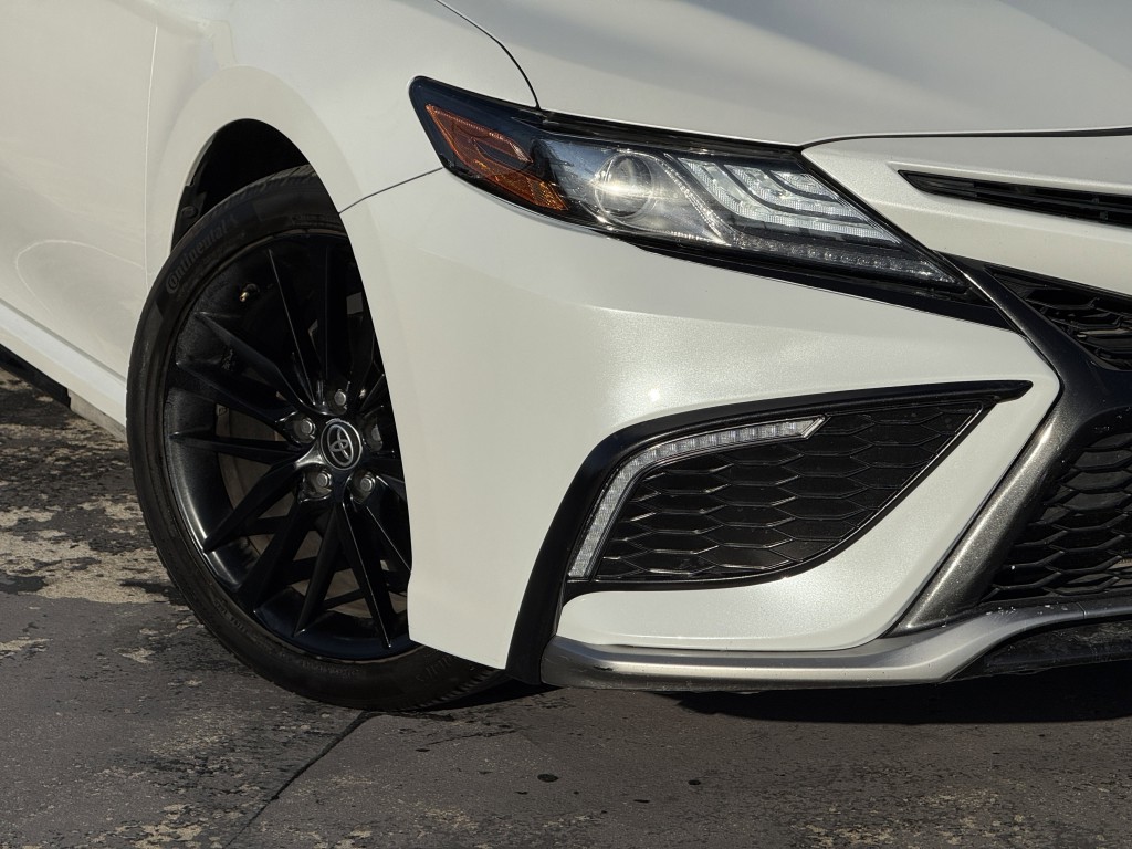 2023 Toyota Camry Image 12