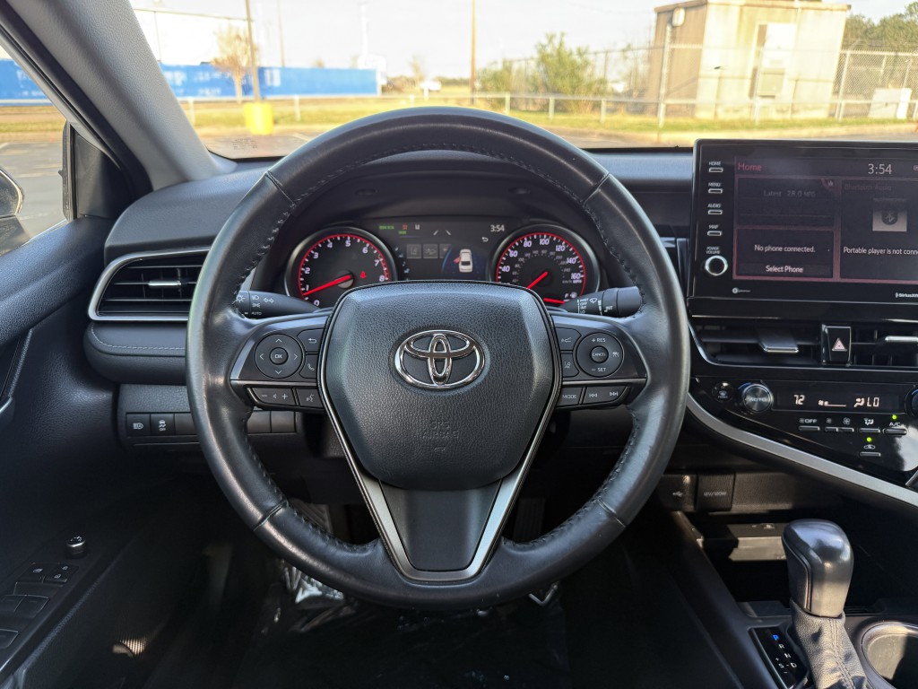 2023 Toyota Camry Image 17