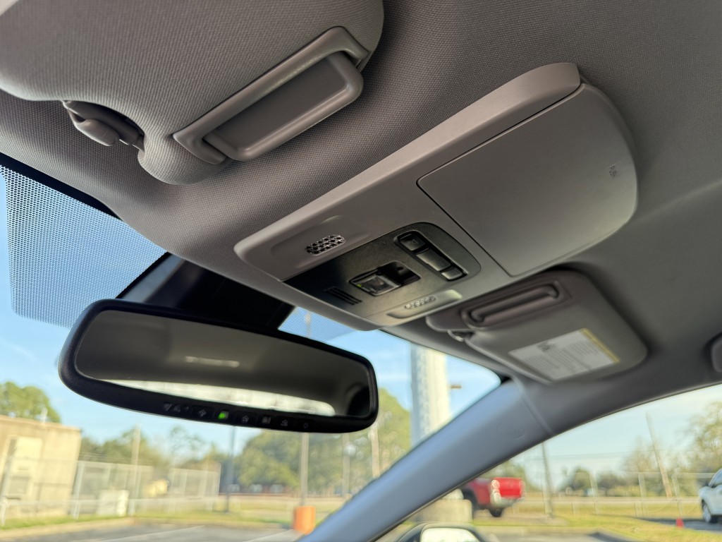 2023 Toyota Camry Image 32