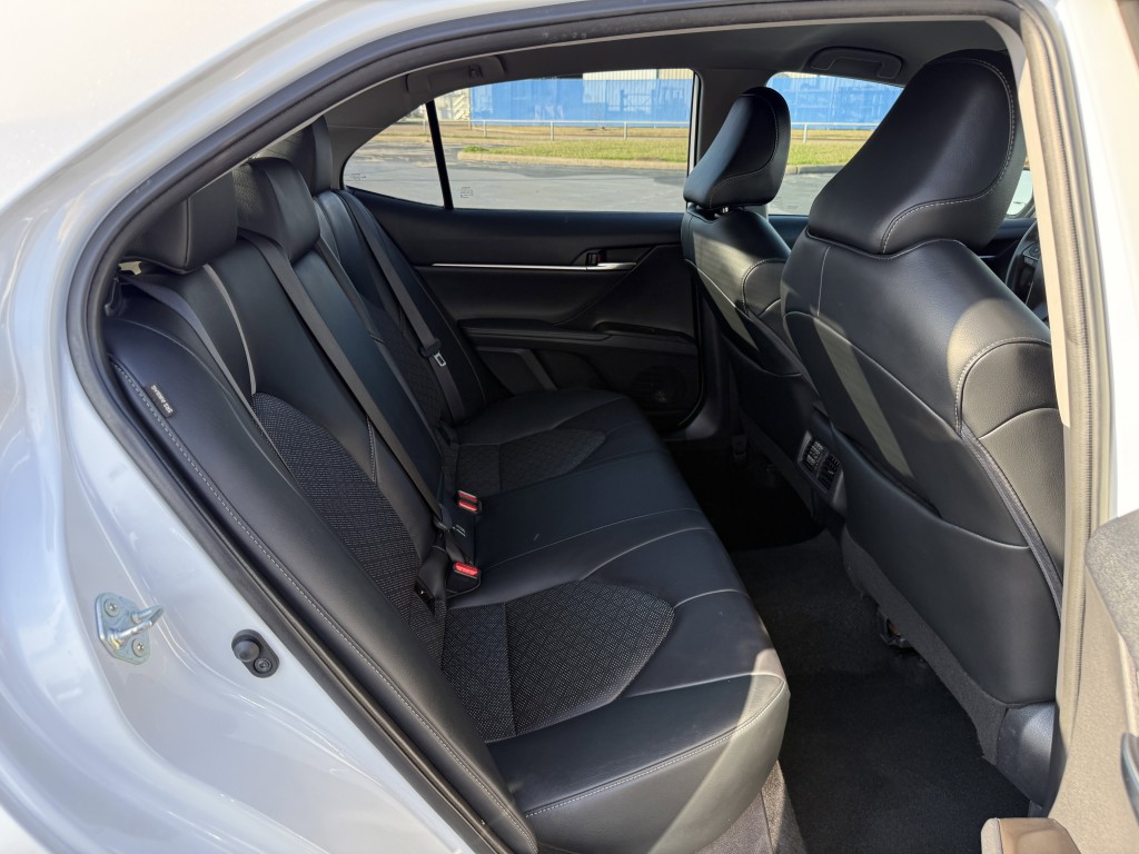 2023 Toyota Camry Image 33