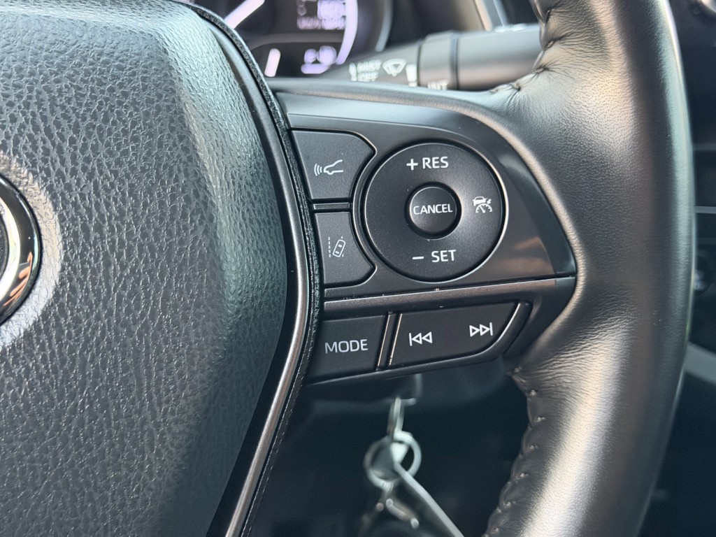 2024 Toyota Camry Image 17