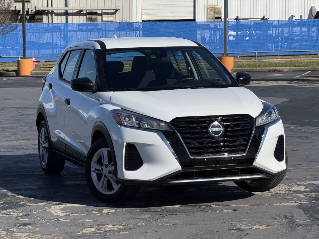 2022 Nissan Kicks Image 3