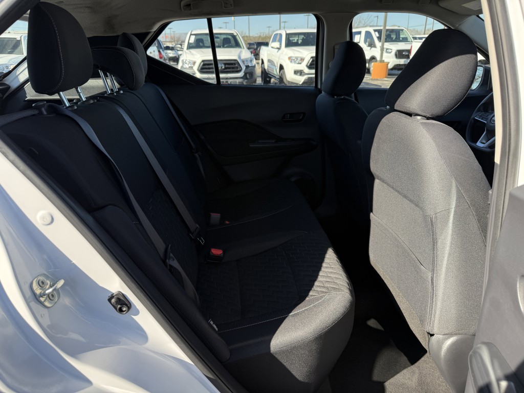 2022 Nissan Kicks Image 28