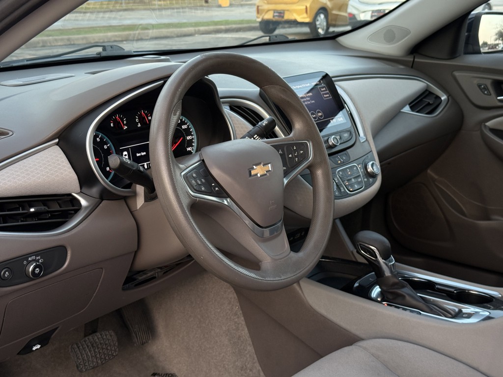 2023 Chevrolet Malibu Image 12