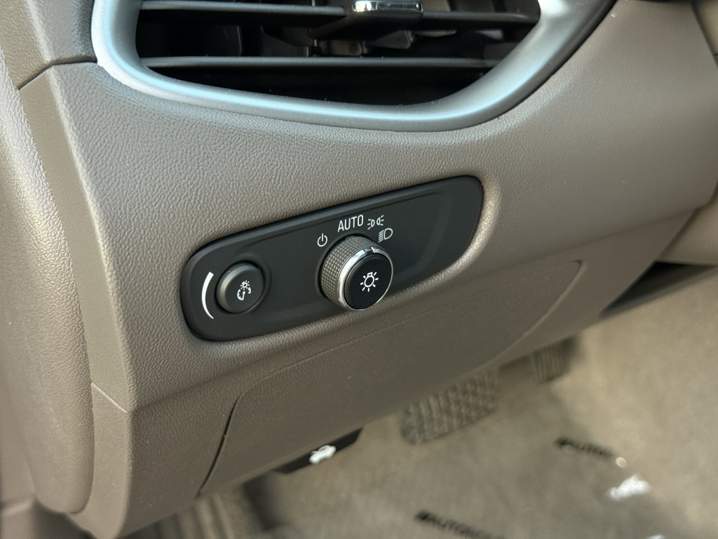 2023 Chevrolet Malibu Image 24