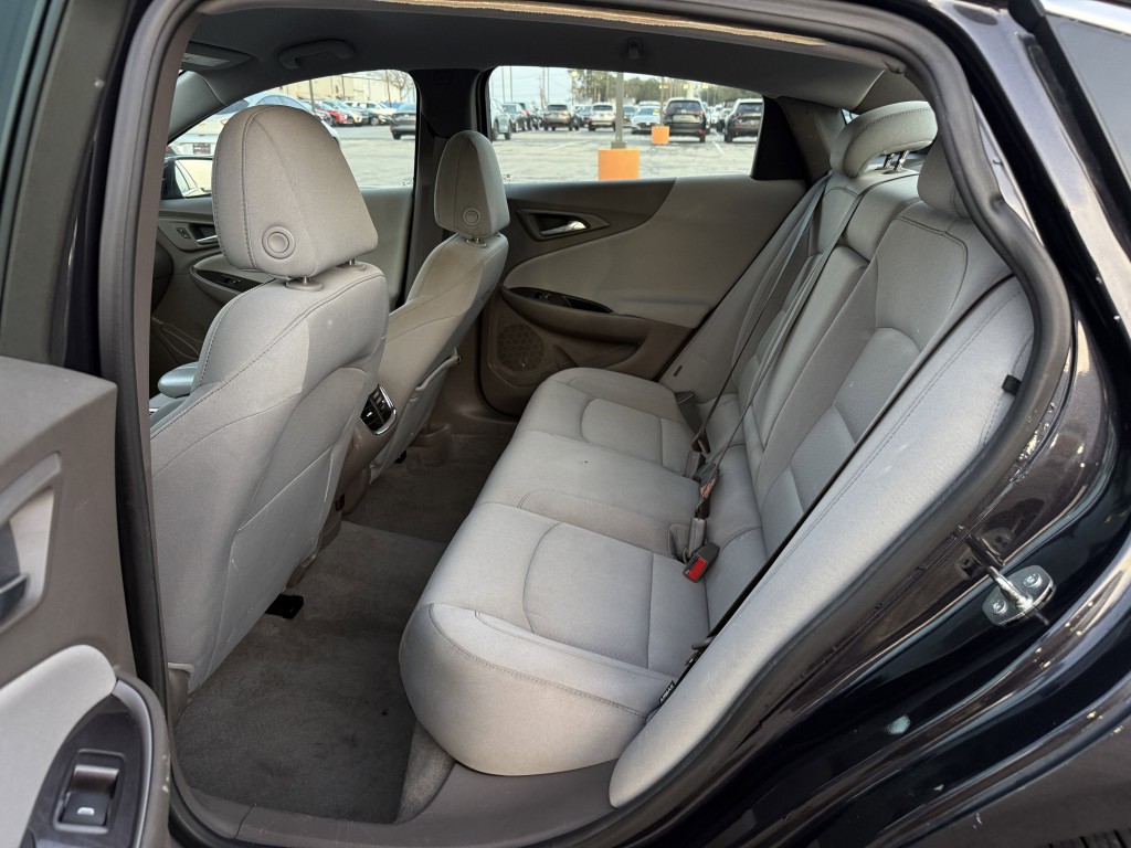 2023 Chevrolet Malibu Image 29