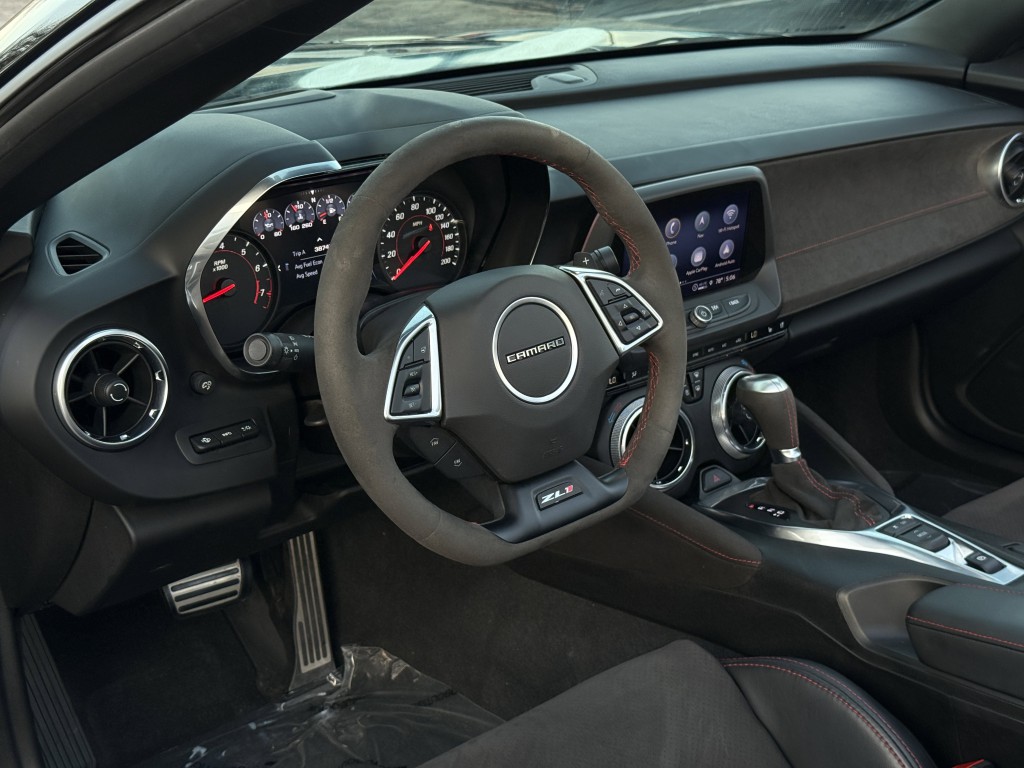 2022 Chevrolet Camaro Image 17