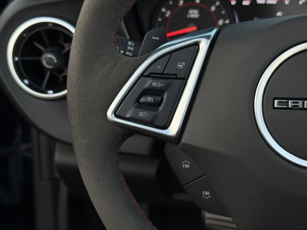 2022 Chevrolet Camaro Image 23