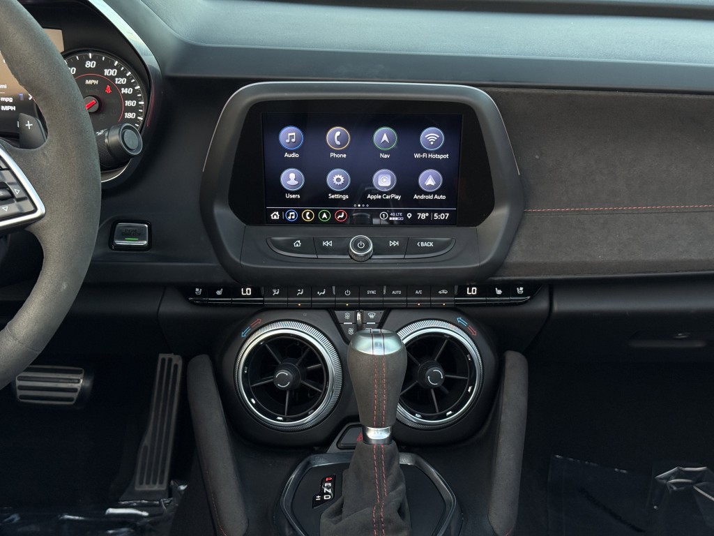 2022 Chevrolet Camaro Image 27