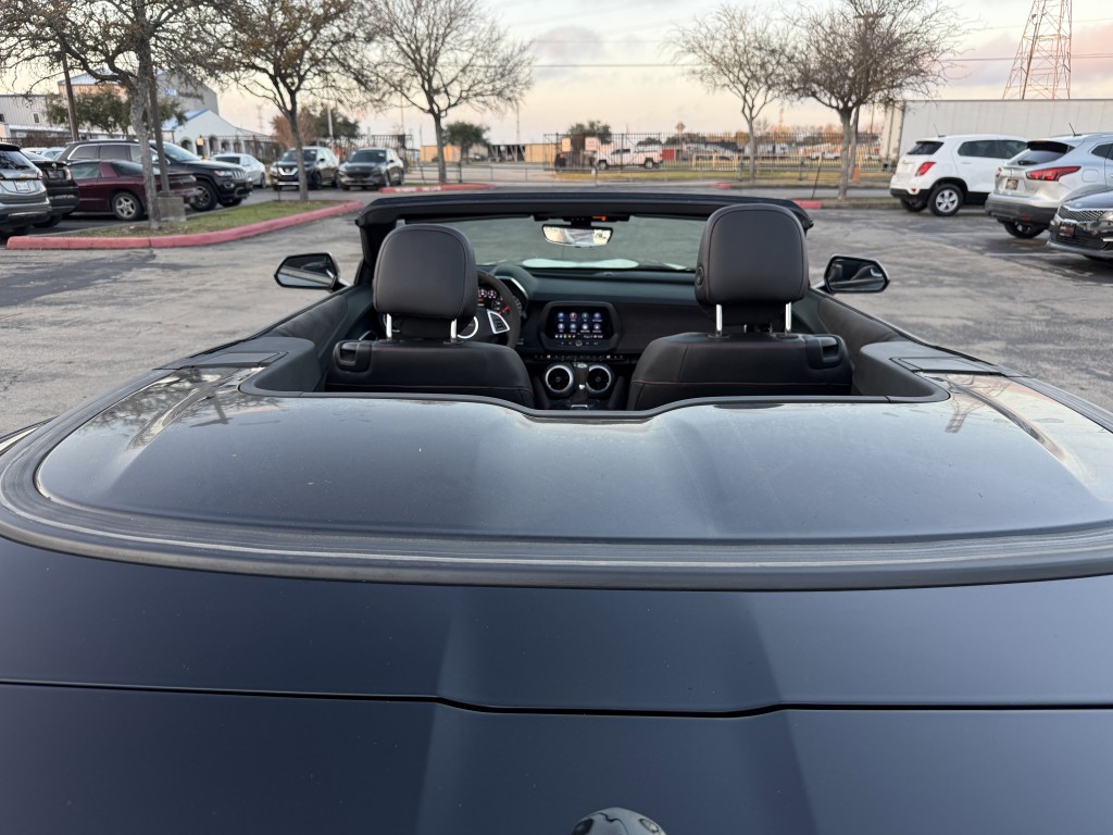 2022 Chevrolet Camaro Image 38