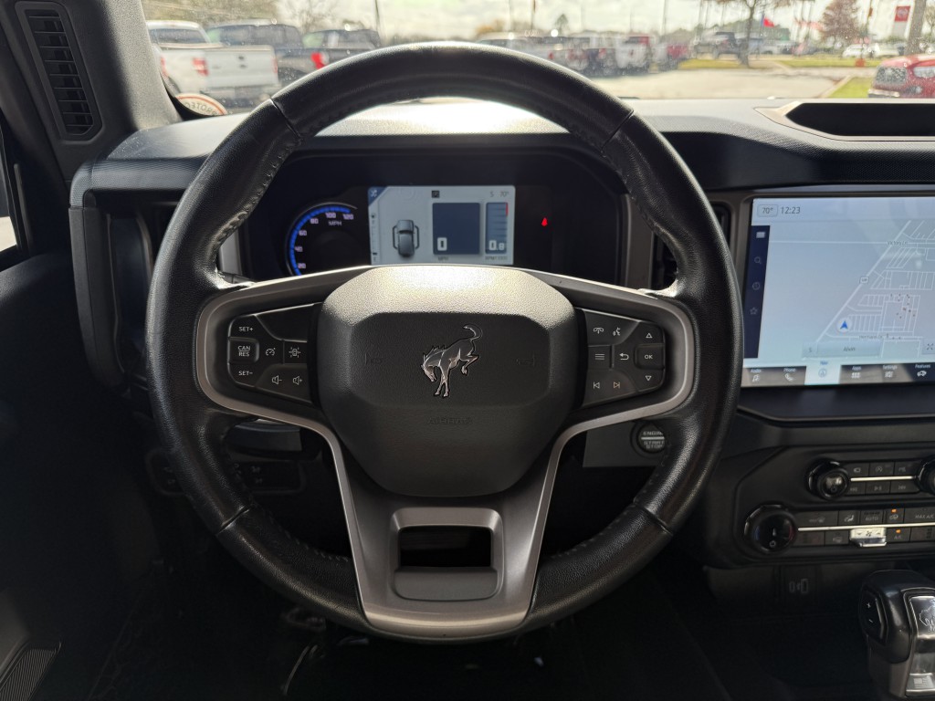 2022 Ford Bronco Image 15