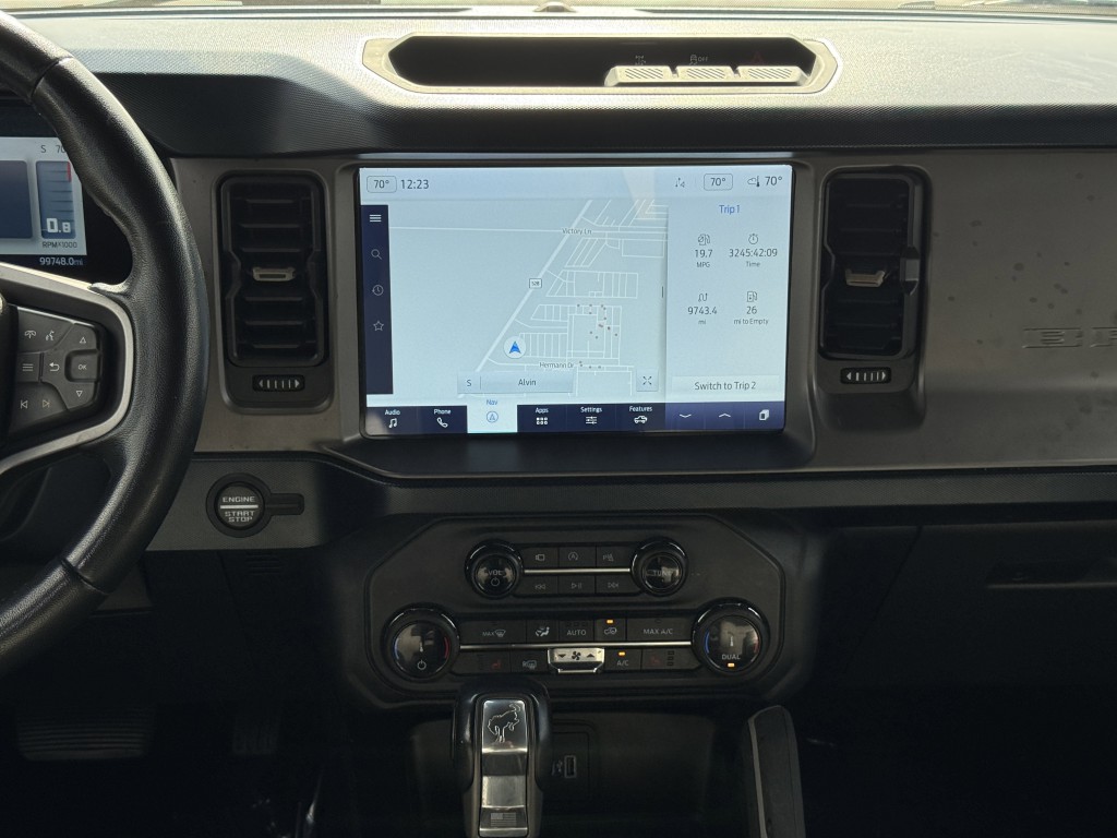 2022 Ford Bronco Image 21