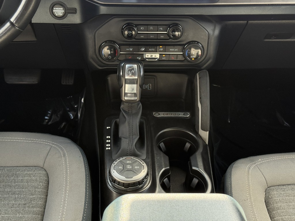 2022 Ford Bronco Image 23