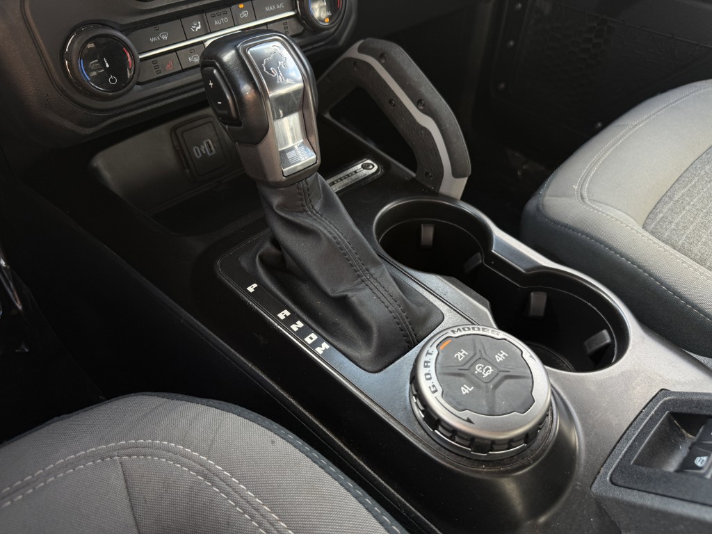 2022 Ford Bronco Image 24