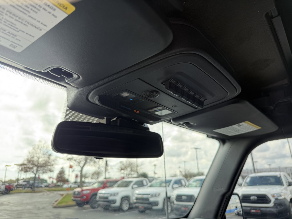 2022 Ford Bronco Image 29