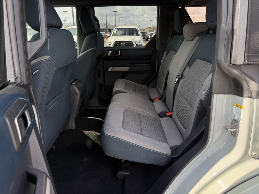 2022 Ford Bronco Image 31