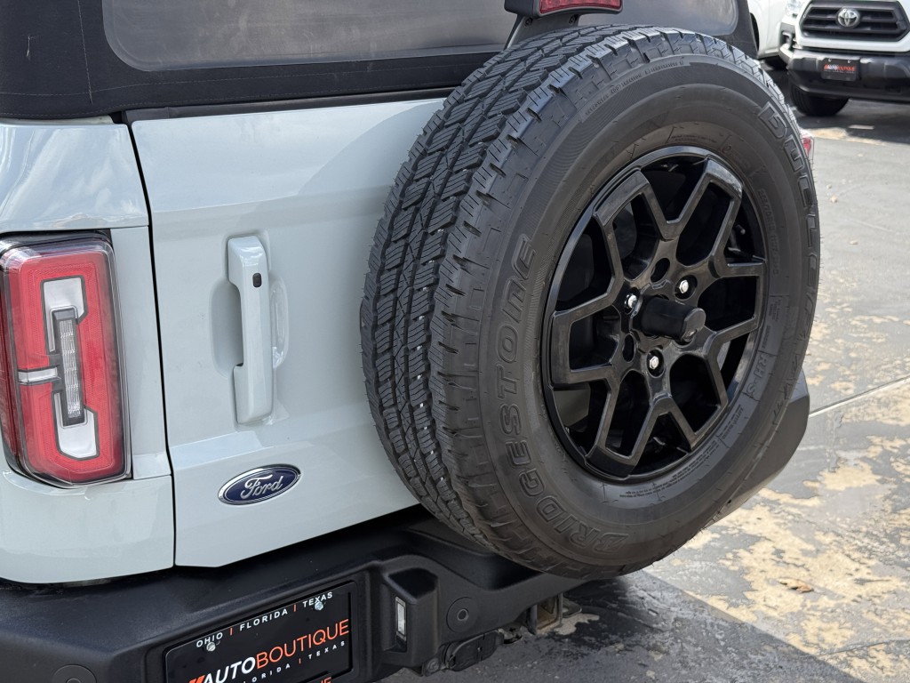 2022 Ford Bronco Image 34