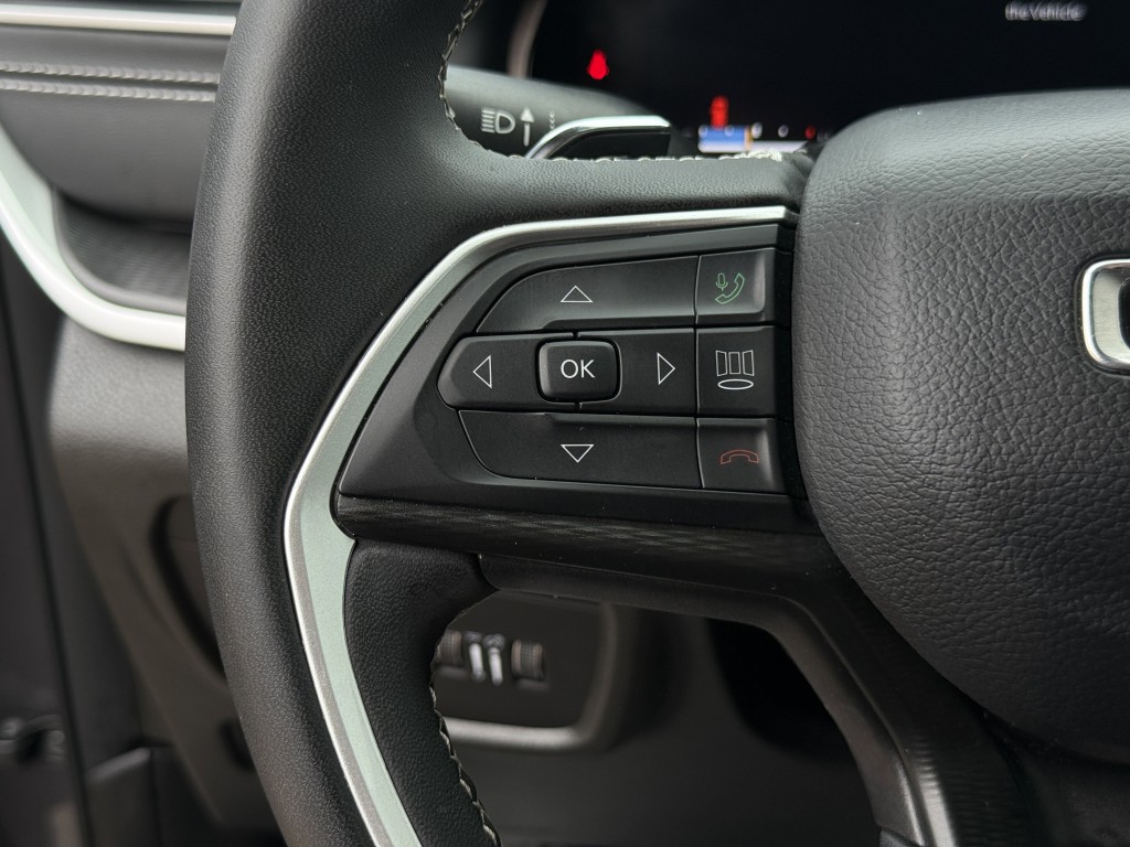 2023 Jeep Grand Cherokee Image 17