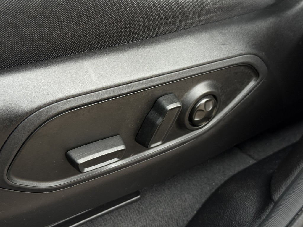 2023 Jeep Grand Cherokee Image 28