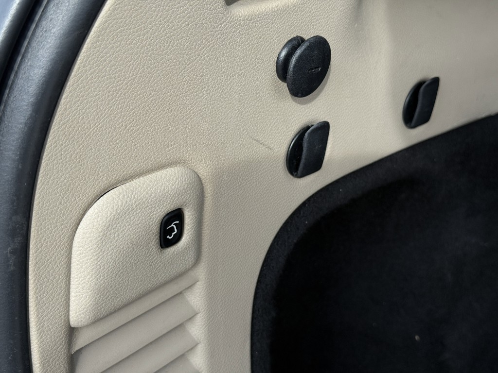 2019 Jeep Grand Cherokee Image 35