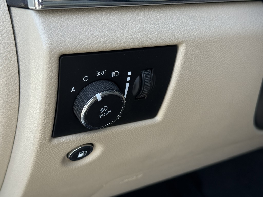 2021 Jeep Grand Cherokee Image 24