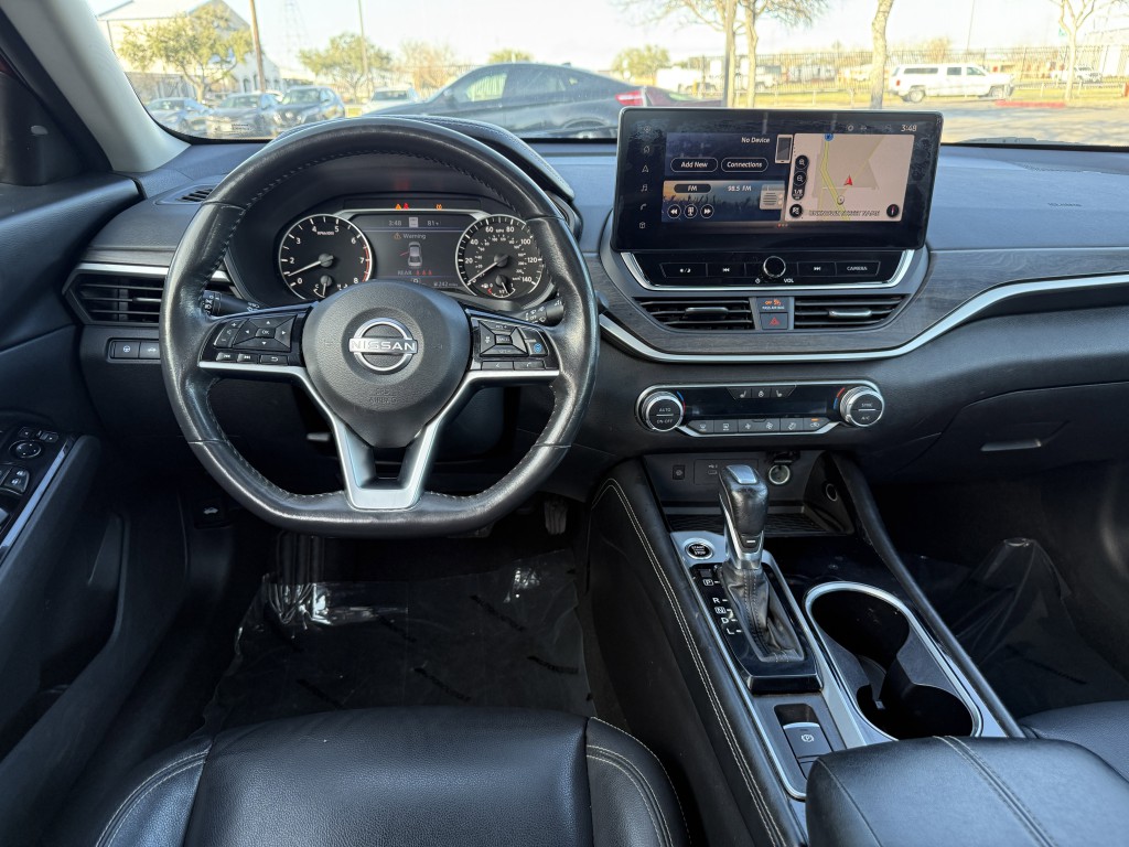 2023 Nissan Altima Image 14