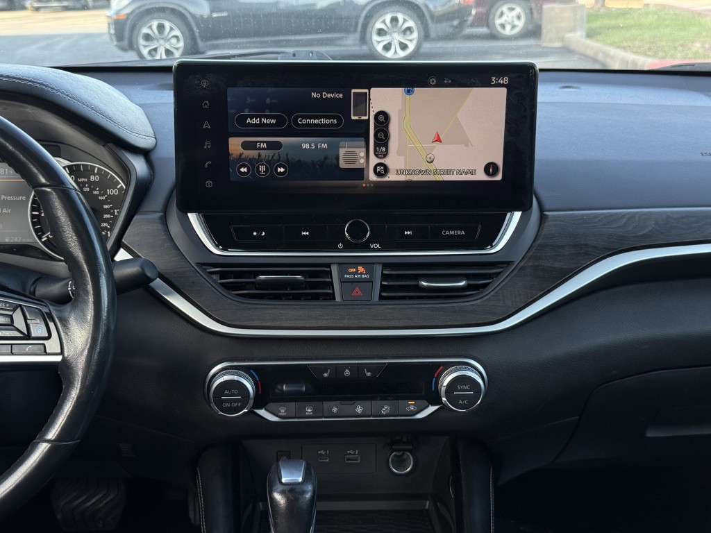 2023 Nissan Altima Image 19