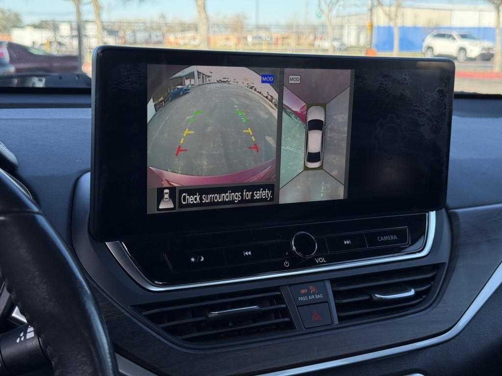 2023 Nissan Altima Image 22