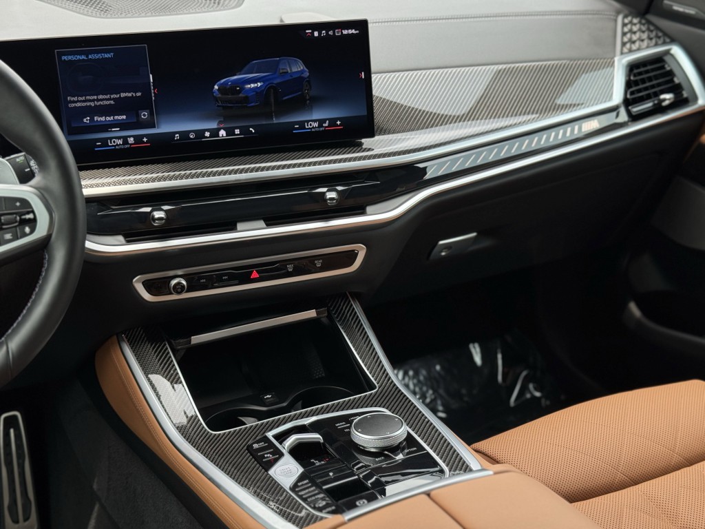 2026 BMW X5 Image 32