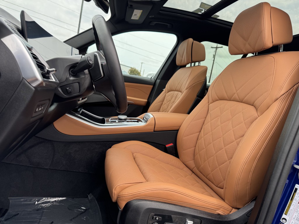 2026 BMW X5 Image 40
