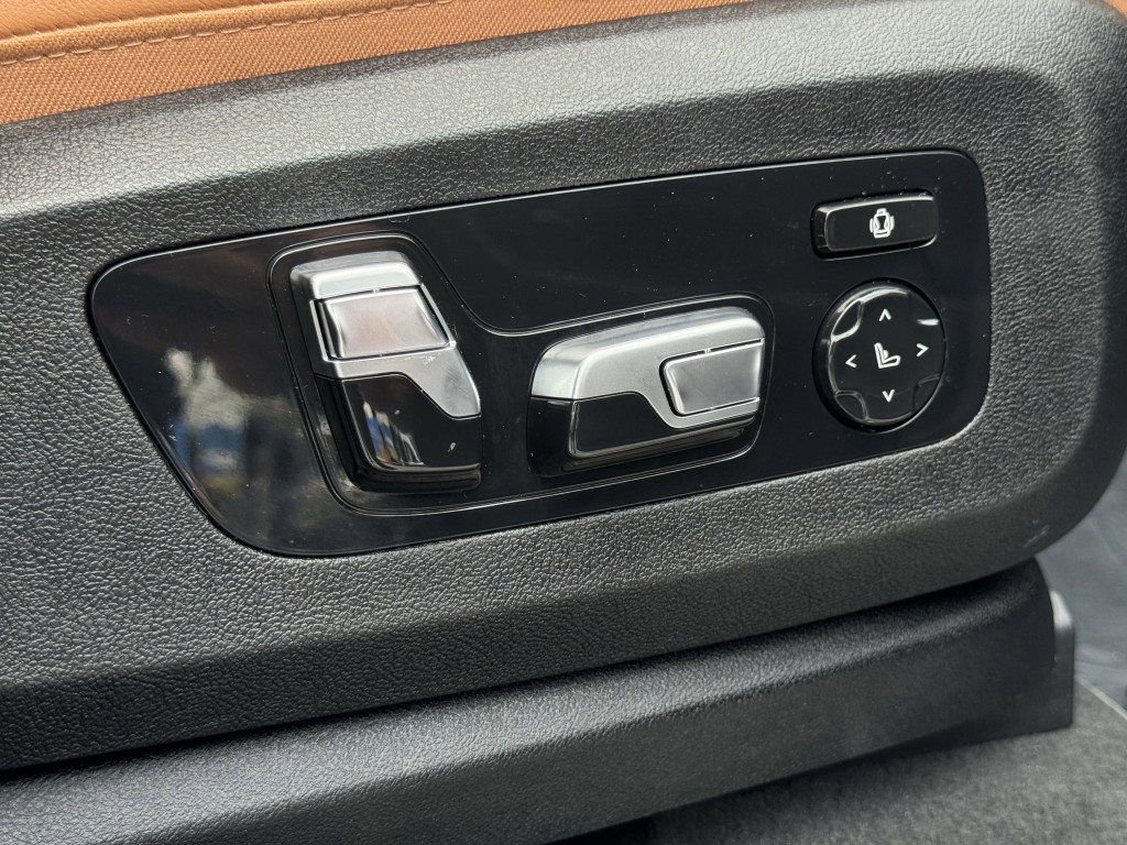 2026 BMW X5 Image 43